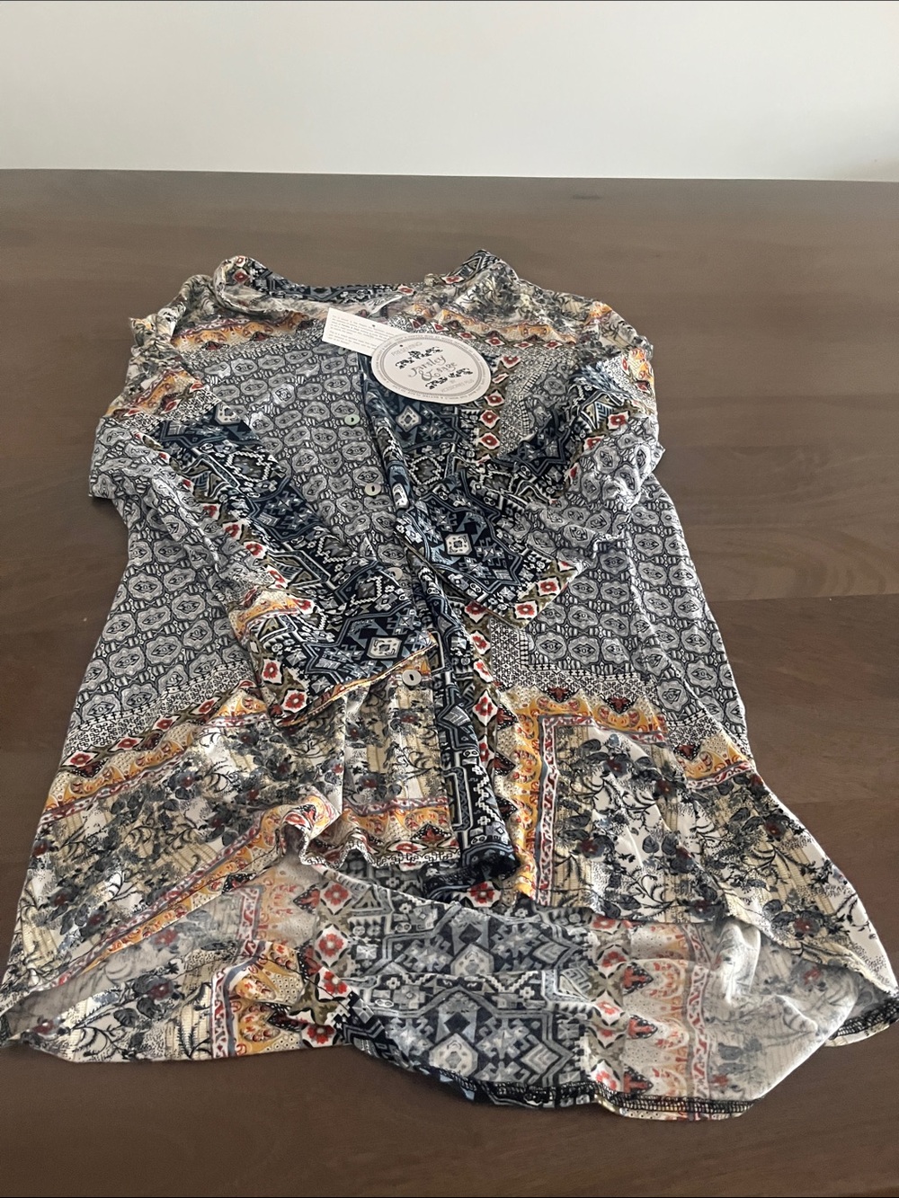 Woman’s ' Long Sleeve Patterned Tunic Top - Blue & Cream